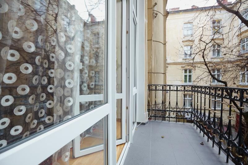 Apartments On Doroshenka 19 Львів Екстер'єр фото